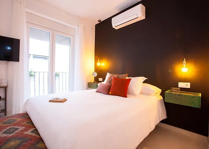 Hostly Mariana 4* Sevilla